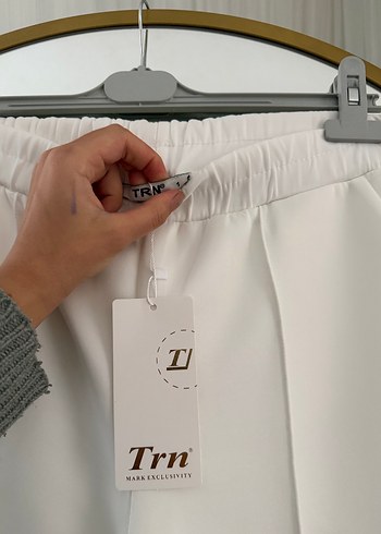 Beyaz Midi Kadın Pantolon - Görsel 3