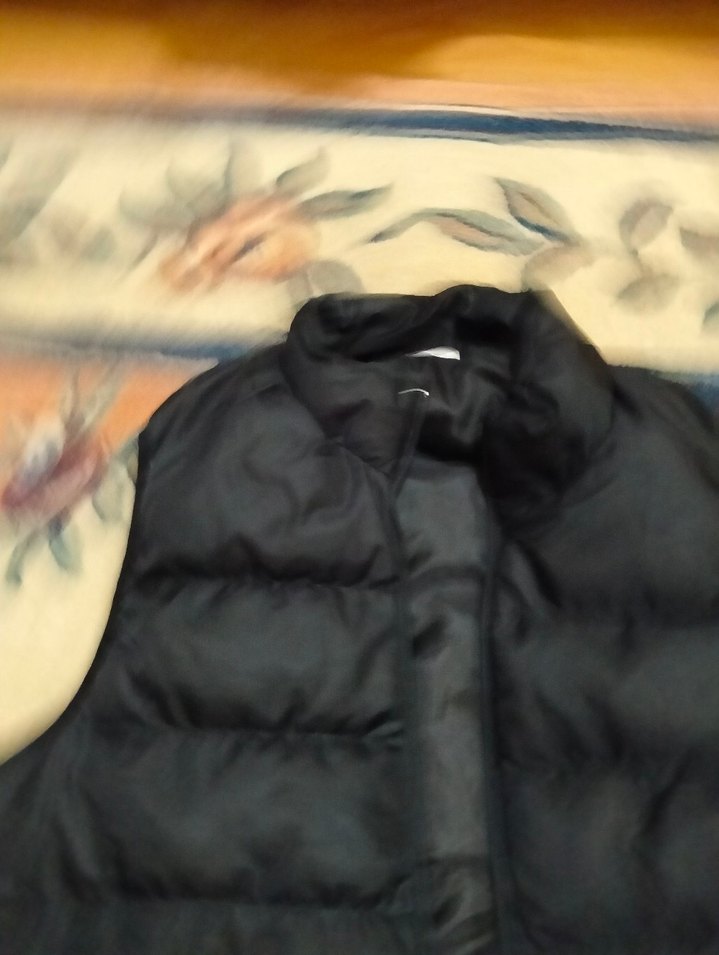 Siyah Kapitoneli Kadın Şişme Yelek - Görsel 3