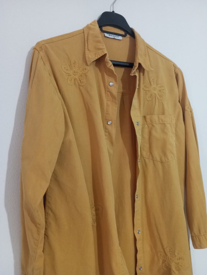 Sarı Nakışlı Uzun Kollu Rahat Gömlek - Görsel 2