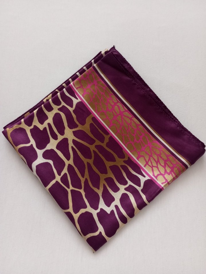 Bordo İpek Dokulu Drapeli Kadın Fular - Görsel 3