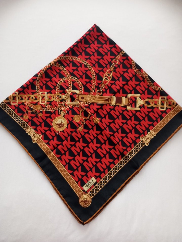 Zincir Detaylı Vintage Kadın Saten Eşarp - Görsel 2