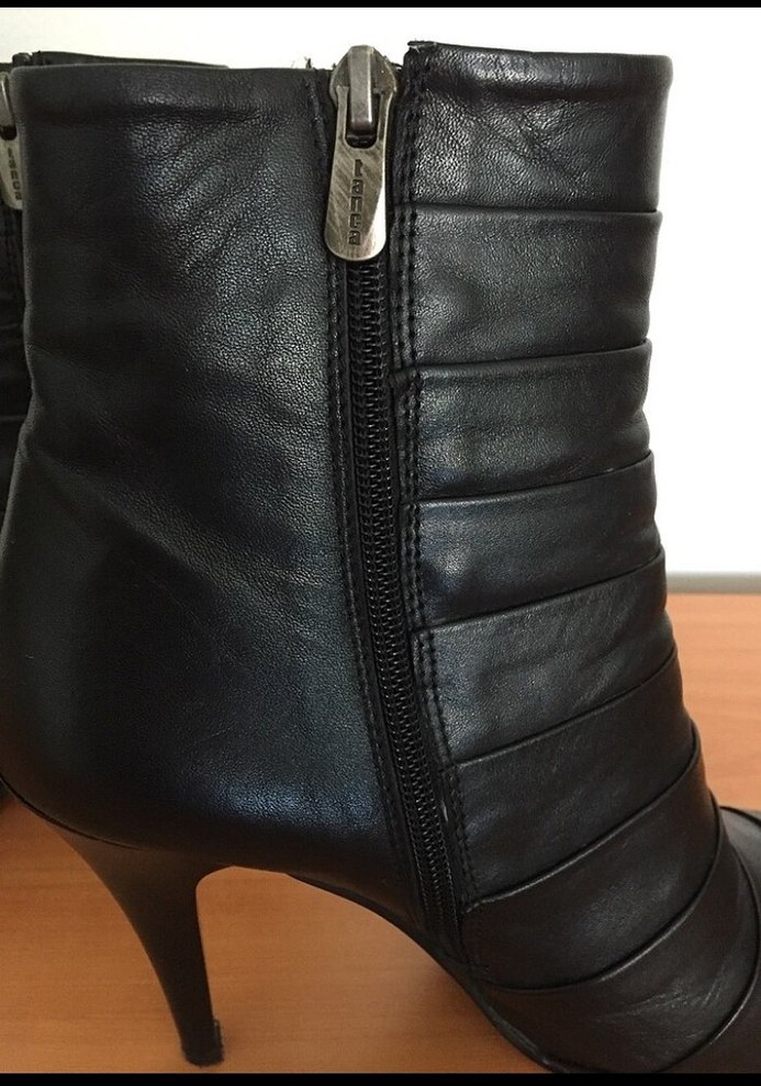 Siyah Pliseli Deri Stiletto Bot - Görsel 5