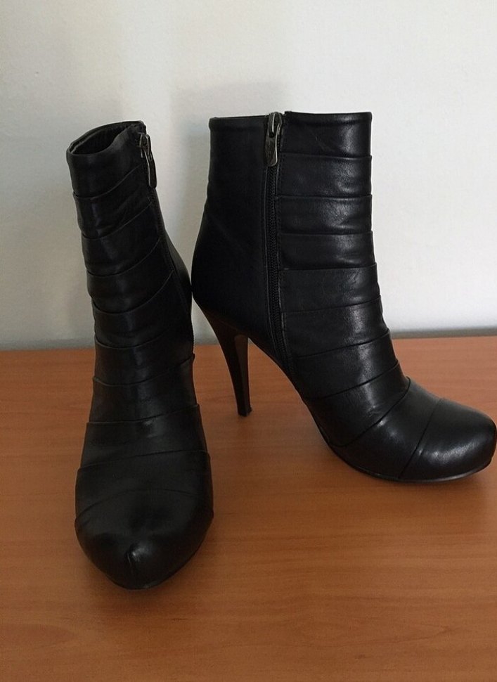 Siyah Pliseli Deri Stiletto Bot - Görsel 2