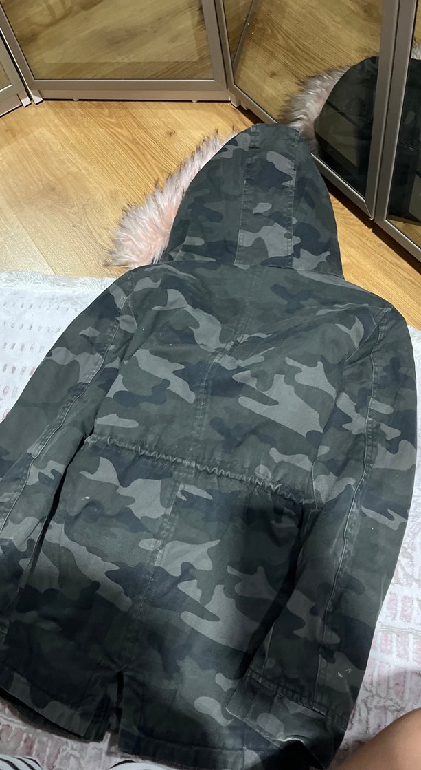 Kadın Kamuflaj Desenli Kürklü Kışlık Mont - Görsel 5