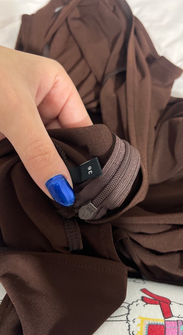 Drapeli V Yaka Kahverengi Uzun Bohem Elbise - Görsel 3