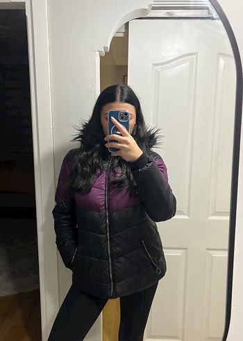 Kürklü Kapüşonlu Mor Siyah Kışlık Mont - Görsel 2
