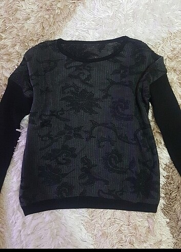 Siyah desenli kazak 