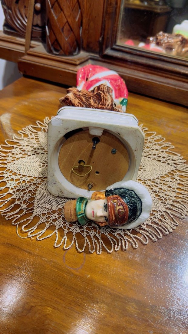 Asker Figürü Porselen Dekoratif Şişe - Görsel 4