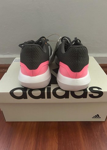 Orijinal Adidas Unisex Spor Ayakkabısı - Görsel 4
