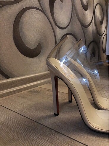 Diğer Şeffaf stilettoe