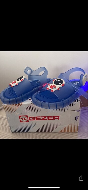 Gezer sandalet
