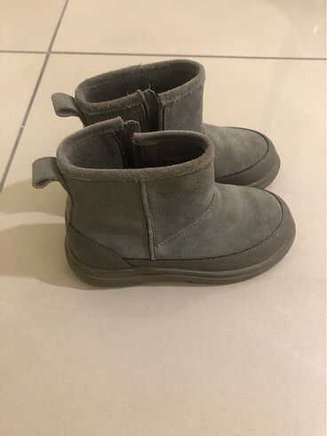 Zara Çocuk bot