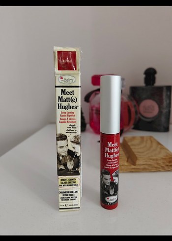 The Balm Mat Ruj - Kırmızı Tonu