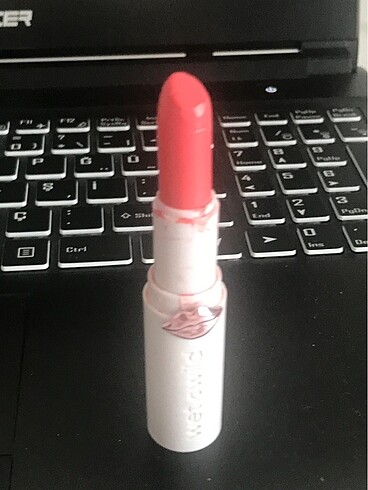 Wet n wild Pembe ruj