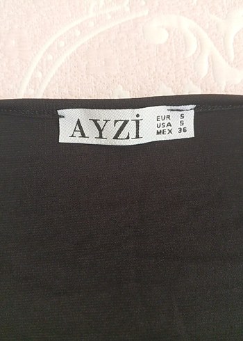 s Beden Siyah Uzun Kollu Dar Kesim Bluz