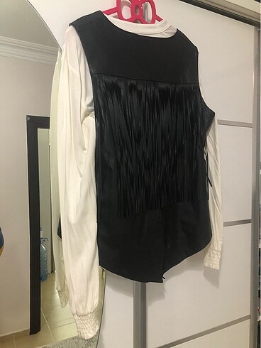 Modailgi Moda ilgi deri yelek.