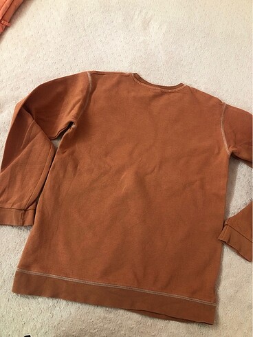 Zara Lcv sweat.