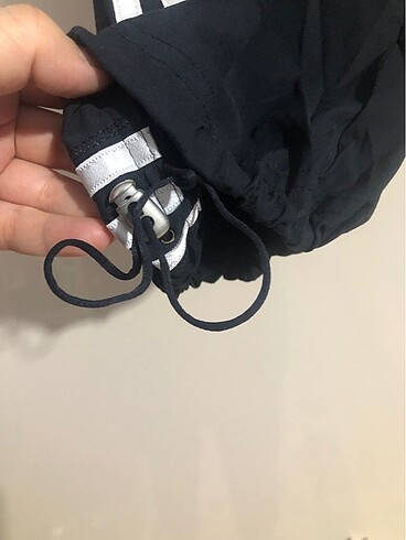 m Beden Orjinal Adidas kapri.