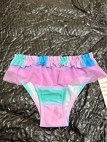 Çocuk bikini altı