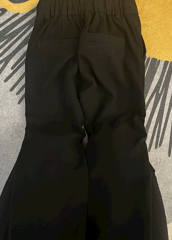 Caps Marka 5-6 yaş siyah kumaş pantolon. Yepyeni gibi - Görsel 5