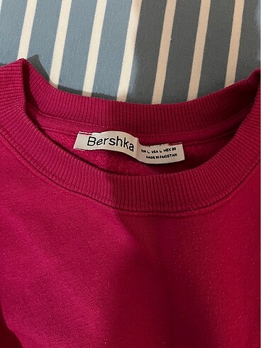 bershka ust - Görsel 2