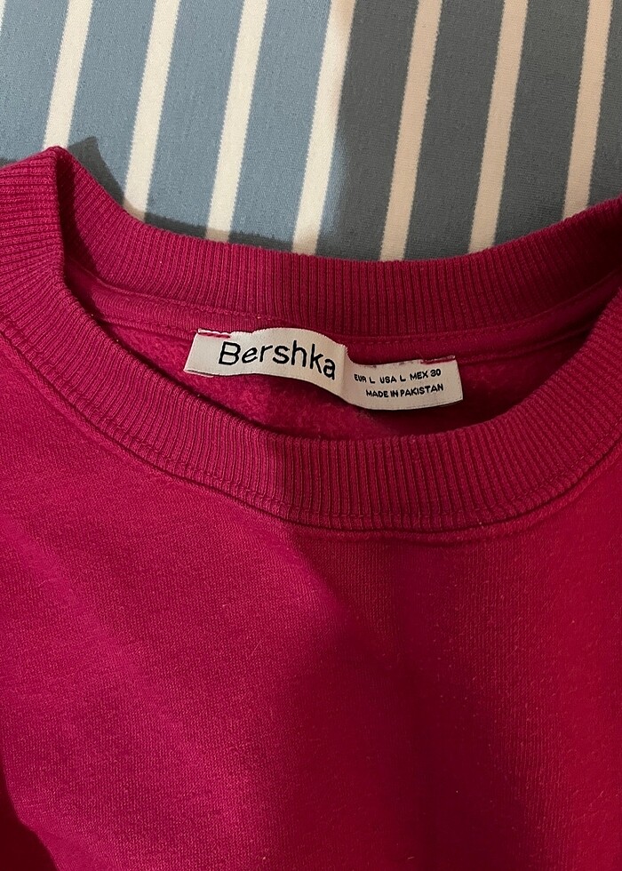 bershka ust - Görsel 2