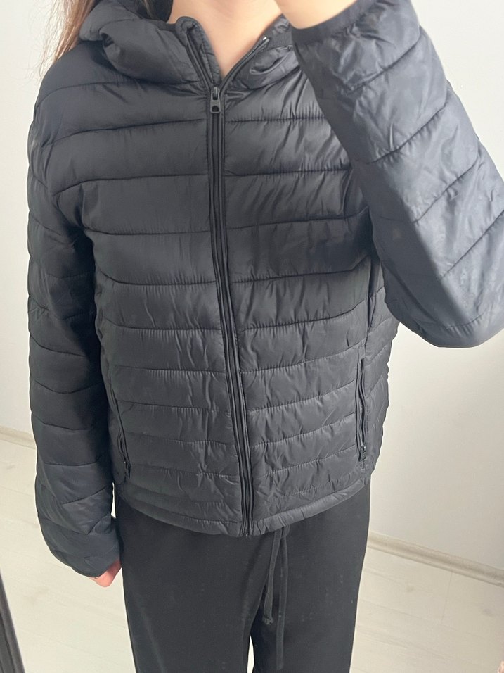 Siyah Kapüşonlu Kadın Kışlık Mont LCW - Görsel 2