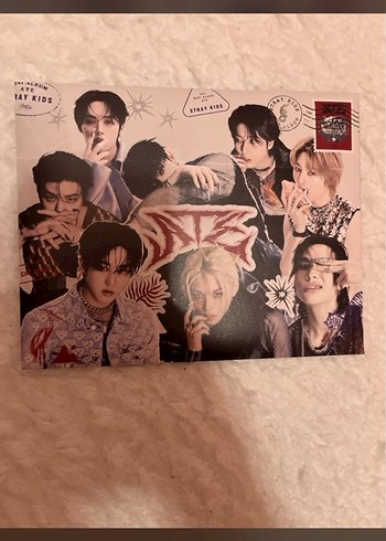 Stray Kids Albüm Posteri