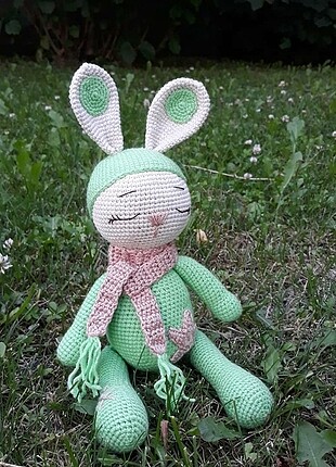 Amigurumi uykucu tavşan 