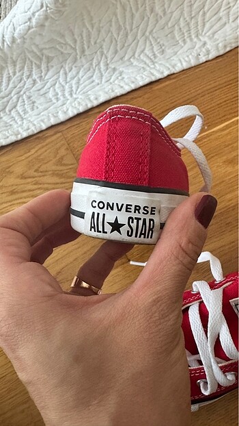 30 Beden Orjinal converse kırmızı unisex