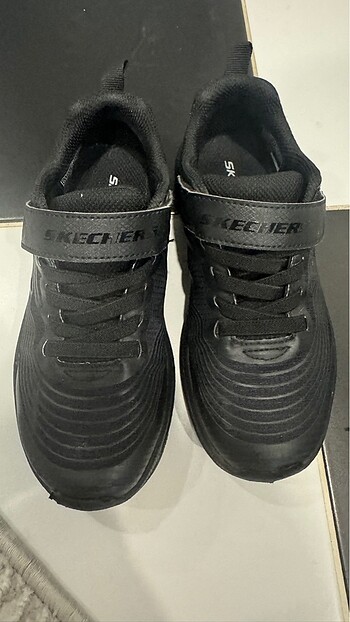 Skechers en hafif modeli