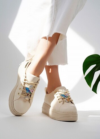 Diğer Taşlı Sneaker