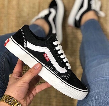 Converse & vans