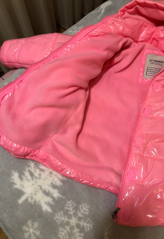 LCW Kız Çocuk Pembe Kapüşonlu Mont - Görsel 3