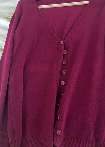 Bordo Düğmeli V Yaka Kadın Hırka