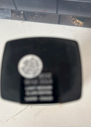 Wet n Wild Mat Fondöten - Açık Bej - Görsel 4