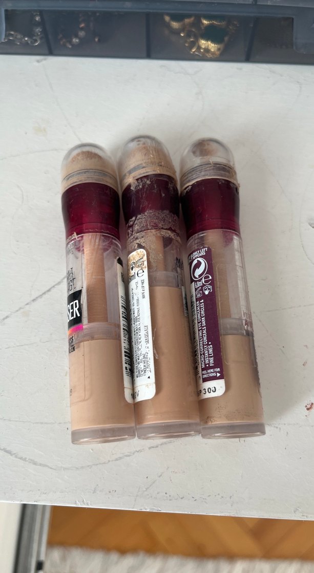 Maybelline Instant Anti-Age Kapatıcı Seti - Görsel 2