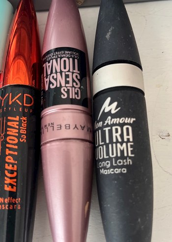 Siyah maskara maybelin
Lkdy
Les Marla
Lkdy - Görsel 2