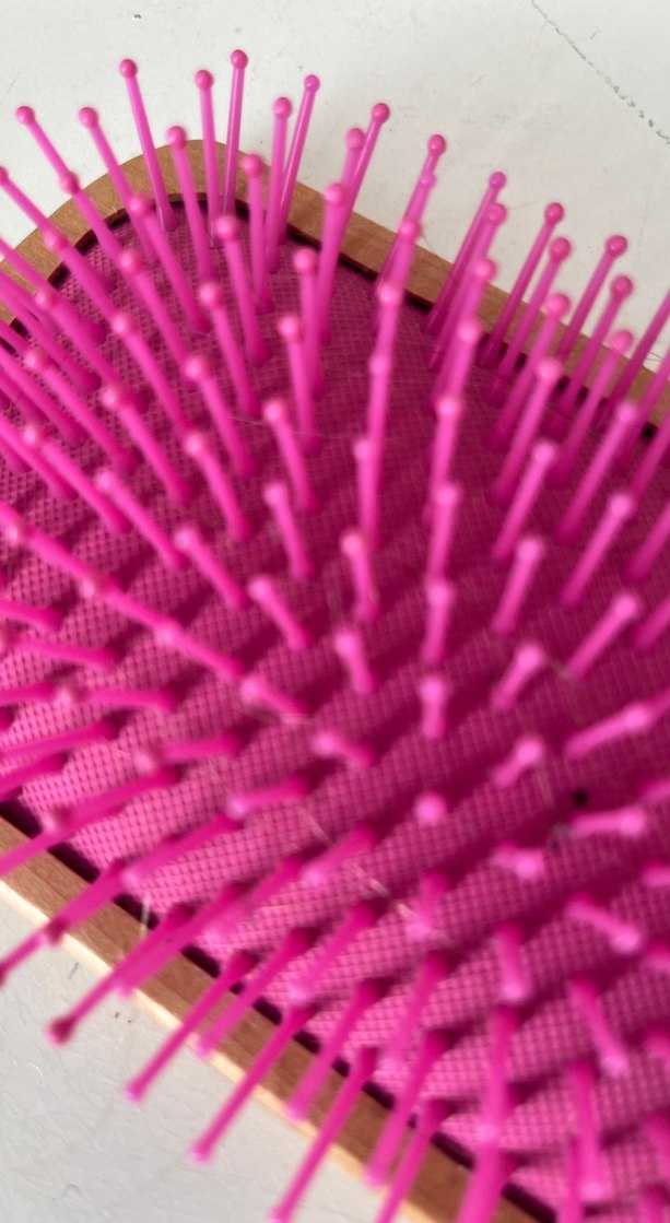 Ahşap Saplı Pembe Saç Fırçası - Görsel 3