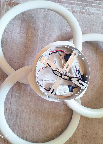 Beyaz Halka Tasarımlı Modern Tavan Lambası - Görsel 2