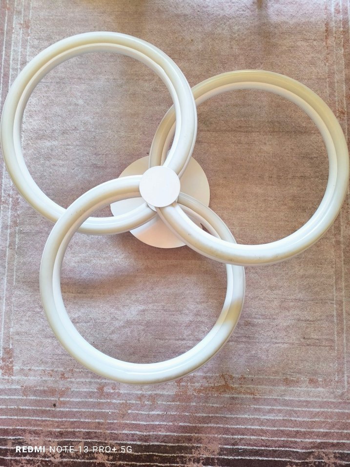 Beyaz Halka Tasarımlı Modern Tavan Lambası - Görsel 3