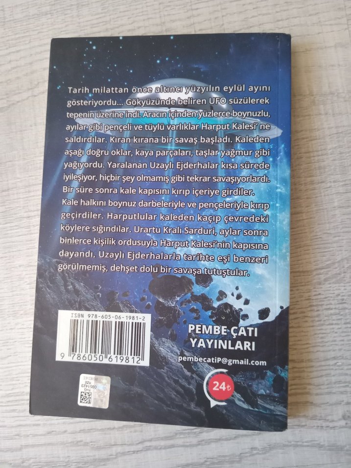 Uzaylı Ejderhalar - Nihat Gökmen - Görsel 2