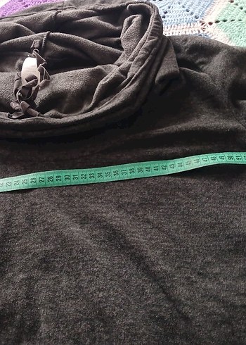 Boğazlı ve kapüşonlu sweatshirt - Görsel 5