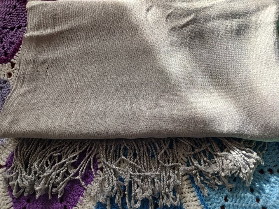 Gri Pamuk Dokulu Kadın Şal - Görsel 3