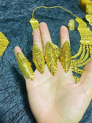 Beden Hint yüzük