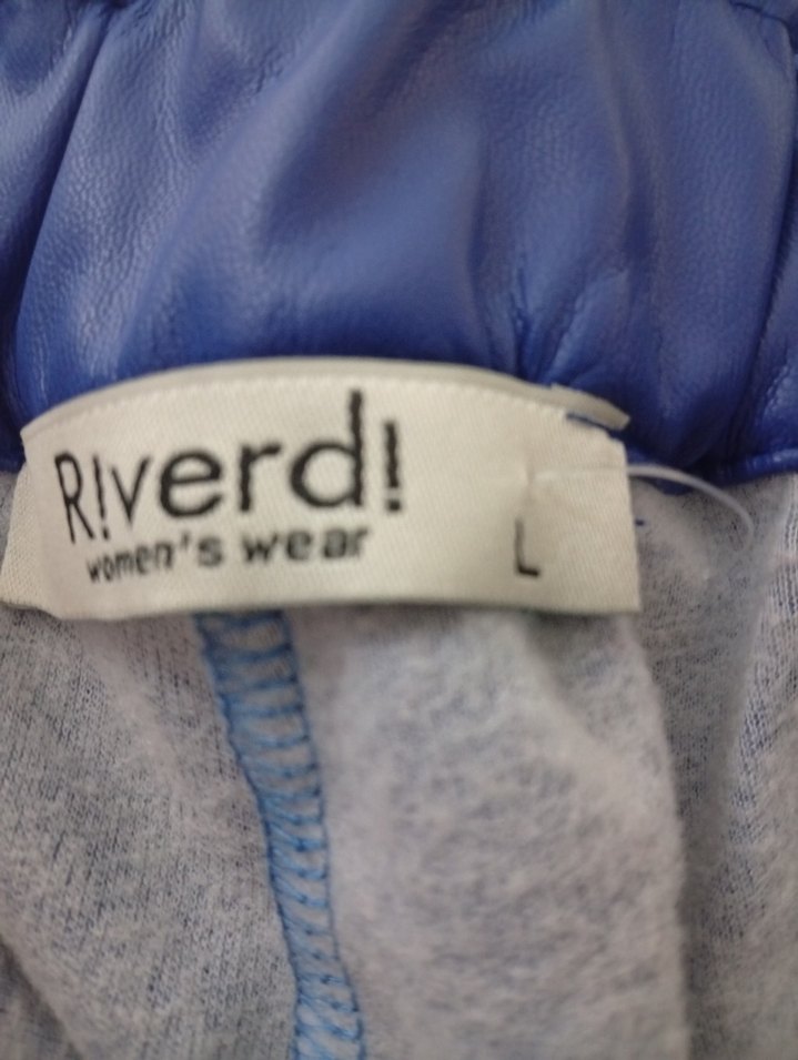 Düğmeli Mavi Kadın Deri Mini Şort - Görsel 2