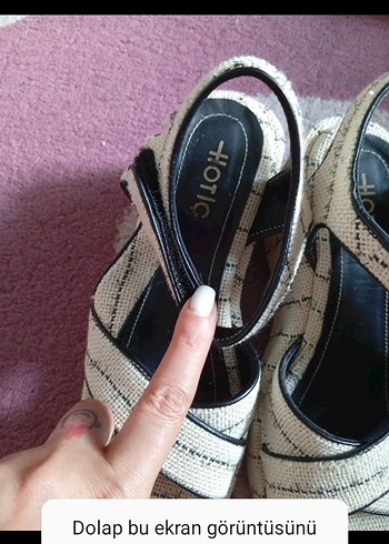 Tokalı Zebra Desenli Kadın Dolgu Topuk Sandalet - Görsel 4