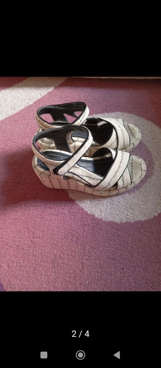 Tokalı Zebra Desenli Kadın Dolgu Topuk Sandalet - Görsel 2