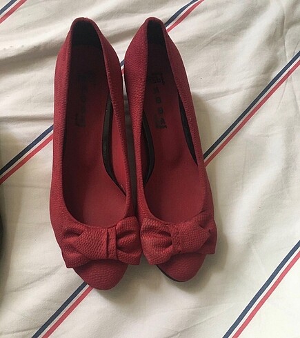 Bayan stiletto