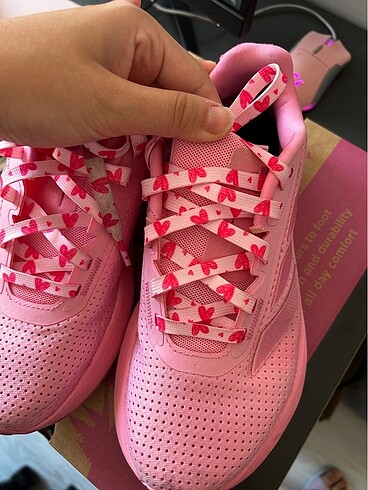 Adidas Pembe adidas spor ayakkabılar